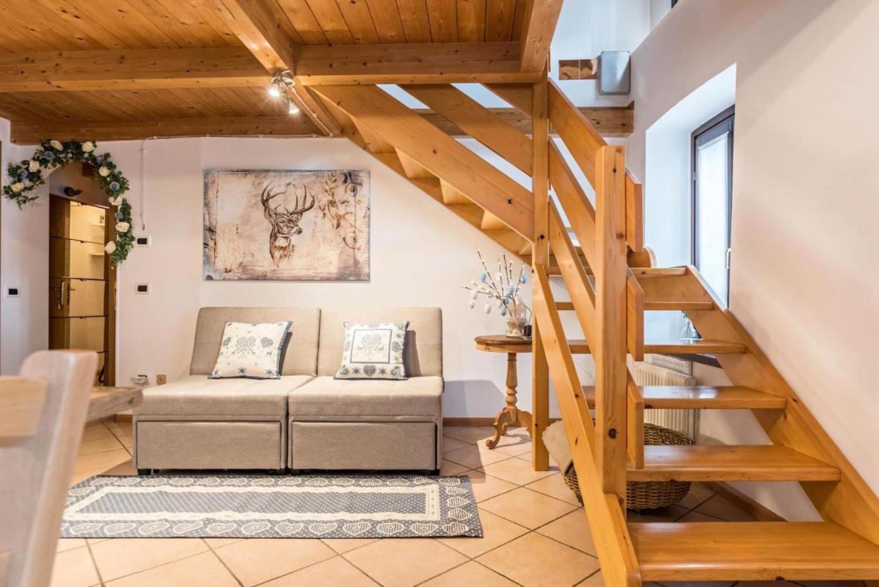 Loft Della Perpetua Di Casa Bernardi, Fuga Romantica Petfriendly Montagnaga  Exterior photo