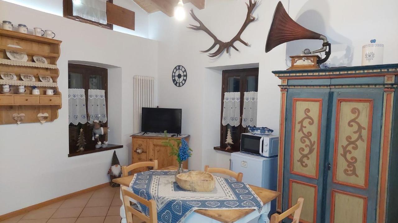 Loft Della Perpetua Di Casa Bernardi, Fuga Romantica Petfriendly Montagnaga  Exterior photo